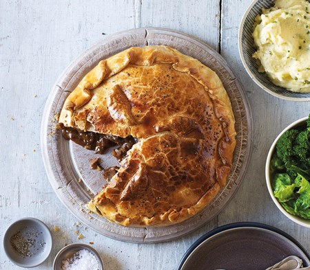 Steak, Mushroom & Merlot Pie Steak, Mushroom & Merlot Pie