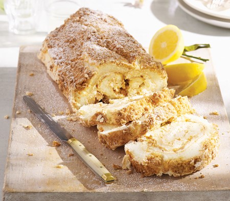 Lemon Meringue Pavlova image