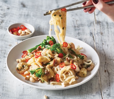Drunken Noodles with Tiger Prawns image