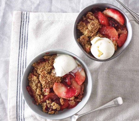 Bramley Apple & Blackberry Crumble Bramley Apple & Blackberry Crumble